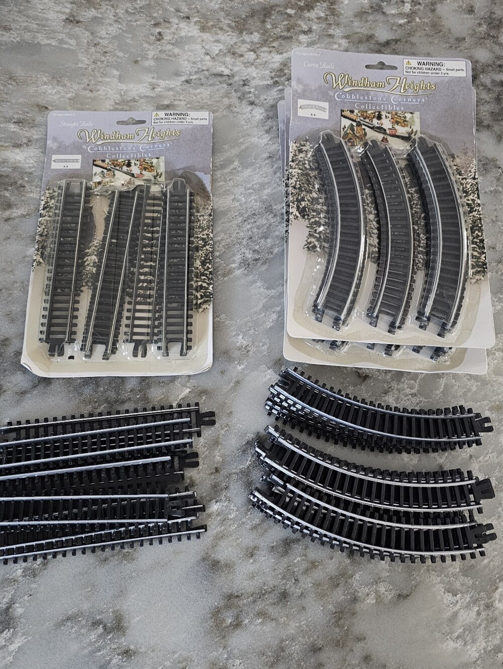 66pc Windham Heights Cobblestone Corners HO Scale Train Track Lot 16 Straight 50